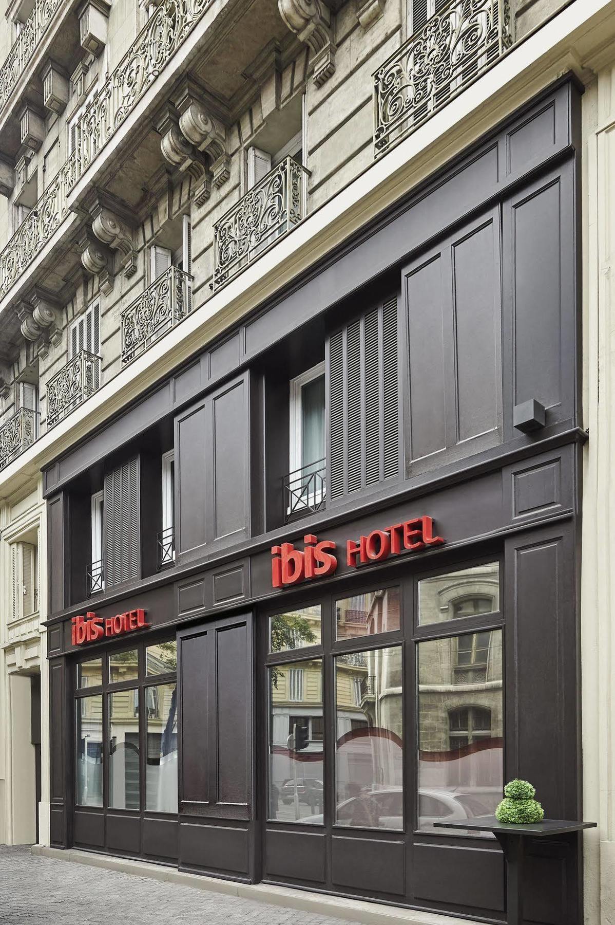 B&B Hotel Marseille Centre Vieux Port Екстериор снимка